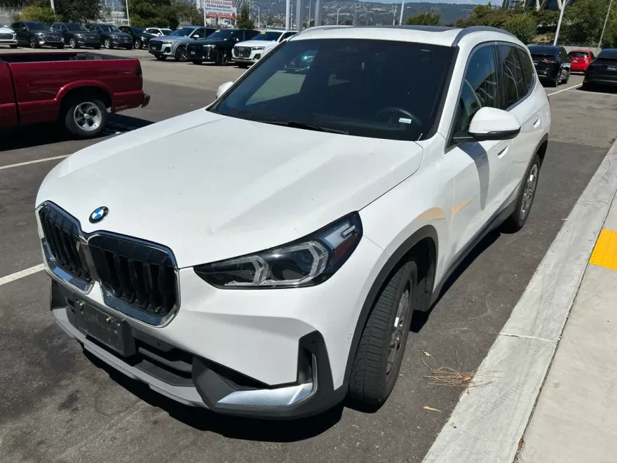 2023 Bmw X1 XDrive28i photo 1