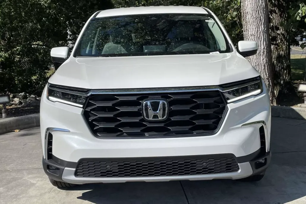 2025 Honda Pilot EX-L photo 1