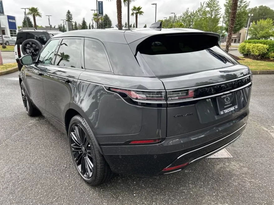 2026 Land Rover Range Rover Velar SE photo 1