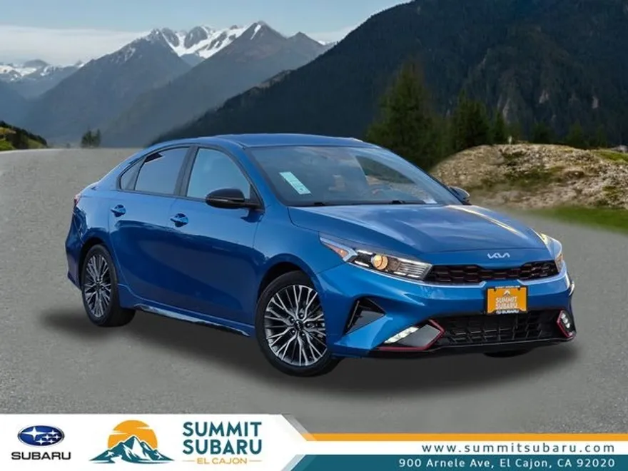 2023 Kia Forte GT-Line photo 1