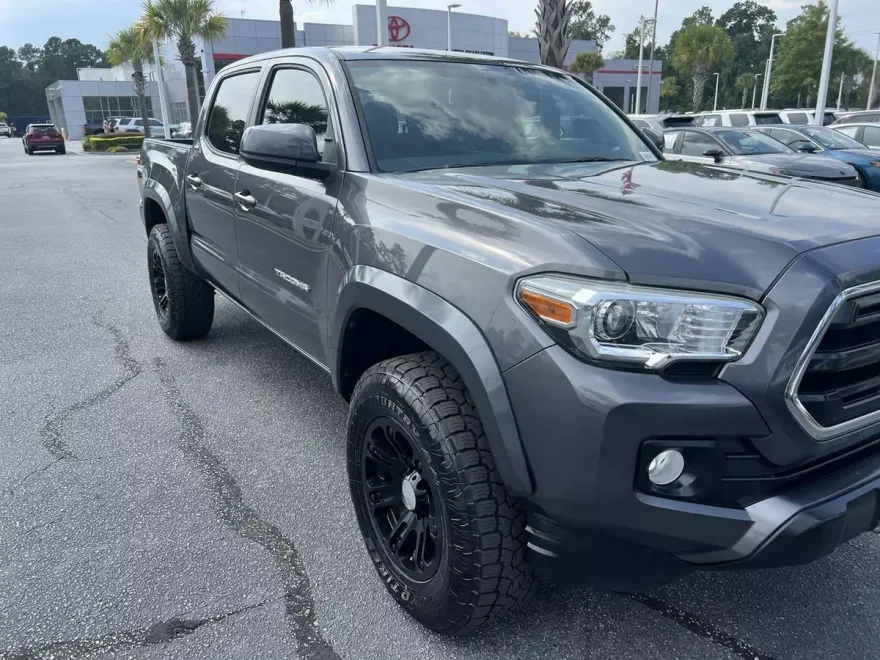 2017 Toyota Tacoma SR5 Sport TRD Pro photo 1