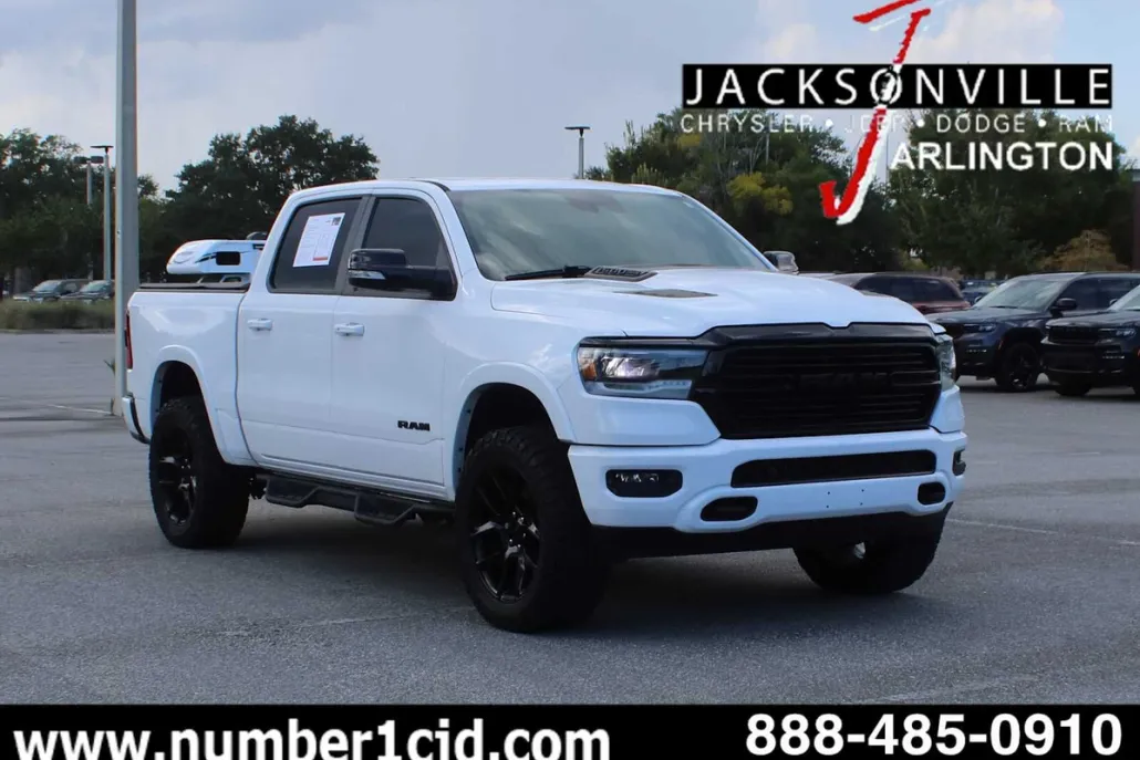 2022 Ram 1500 Laramie photo 1
