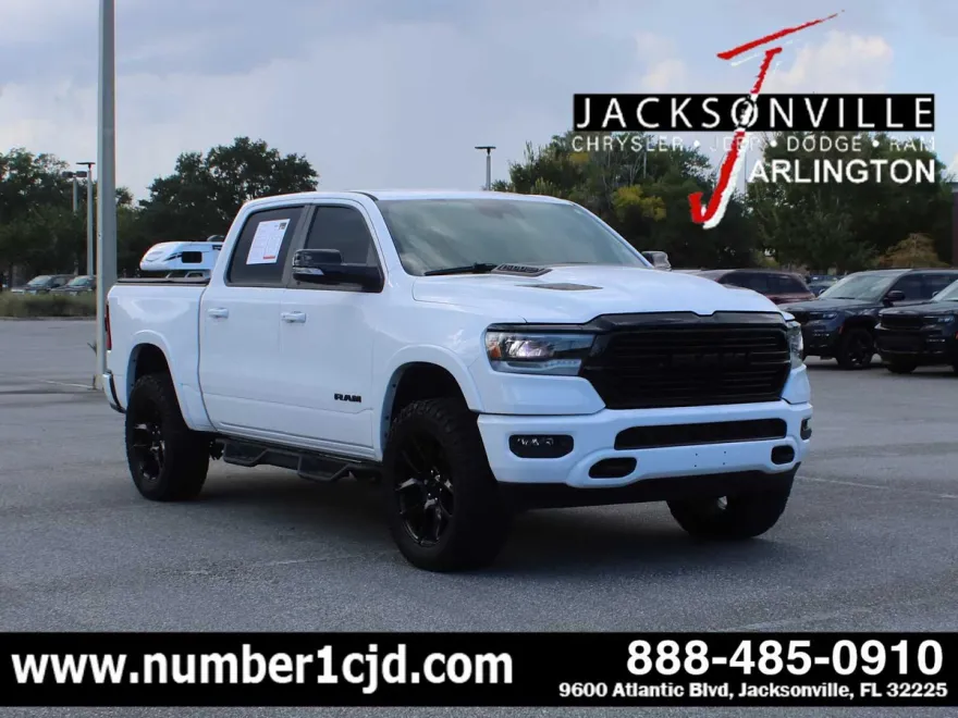 2022 Ram 1500 Laramie photo 1