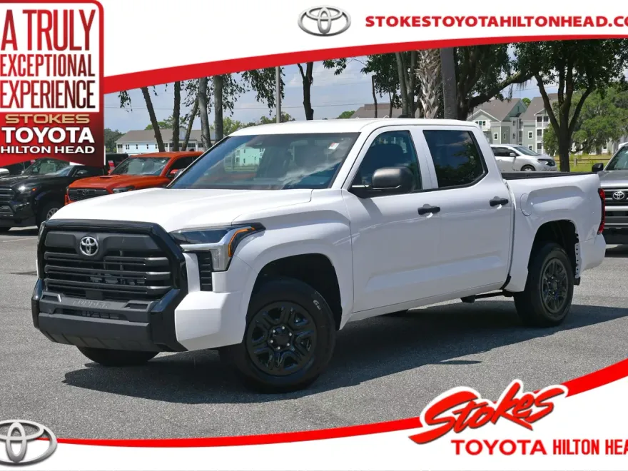 2025 Toyota Tundra SR CrewMax photo 1