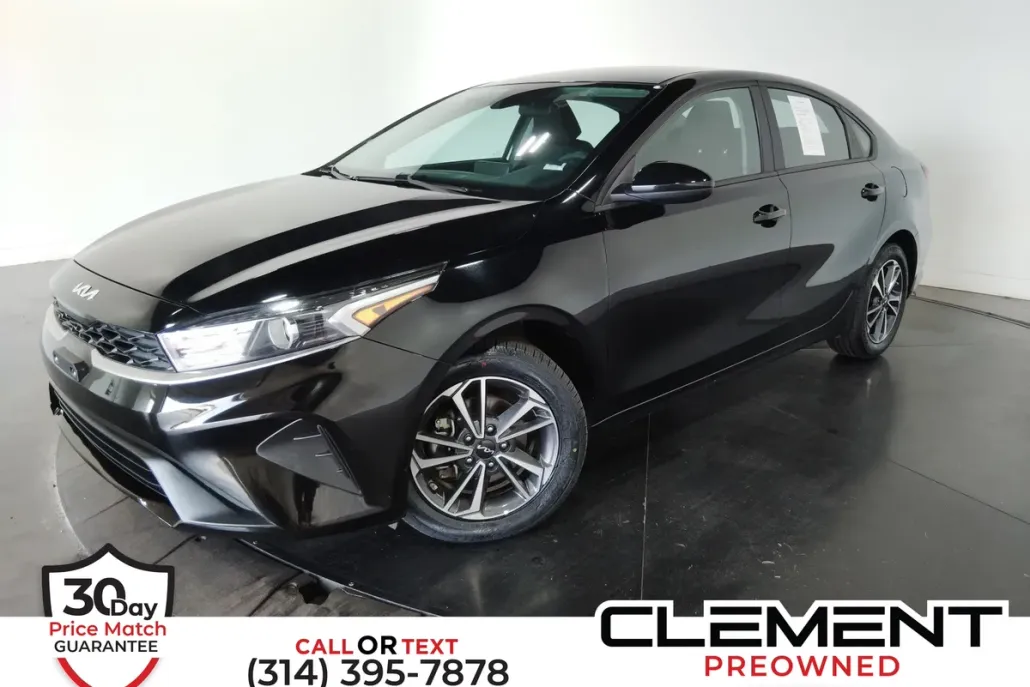 2024 Kia Forte LXS photo 1