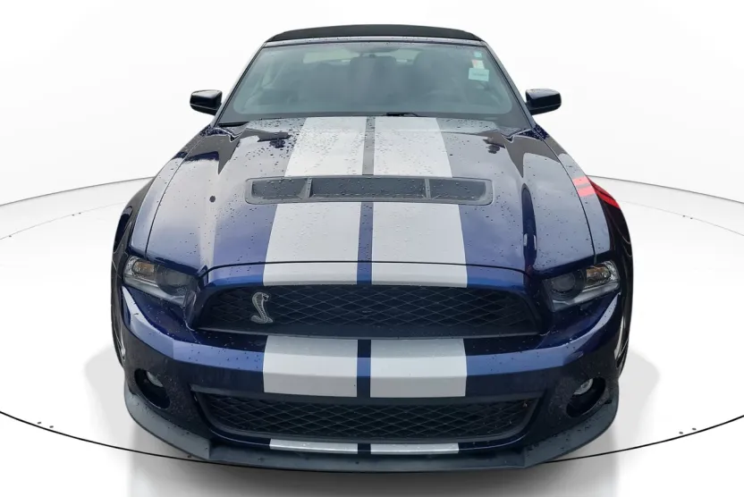 2010 Ford Mustang GT500 Convertible photo 1