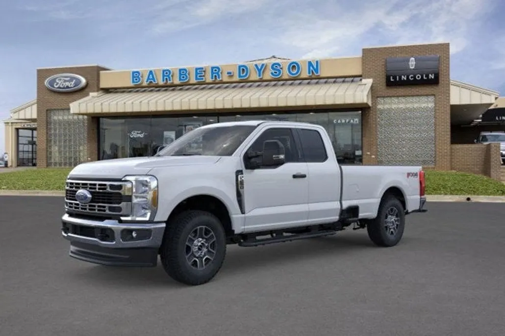 2025 Ford F-250 XLT photo 1