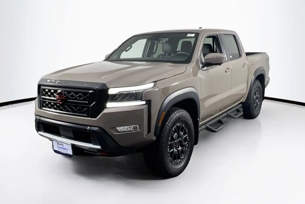 2023 Nissan Frontier PRO-4X photo 1
