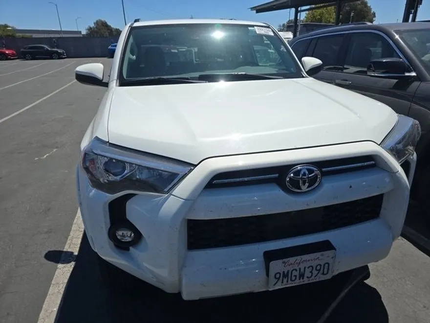 2024 Toyota 4Runner SR5 photo 1