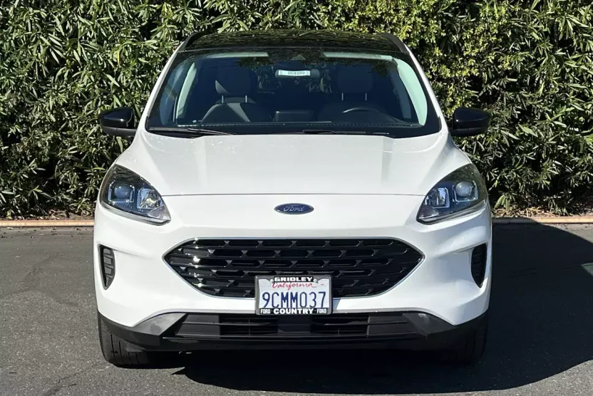2022 Ford Escape SE photo 1