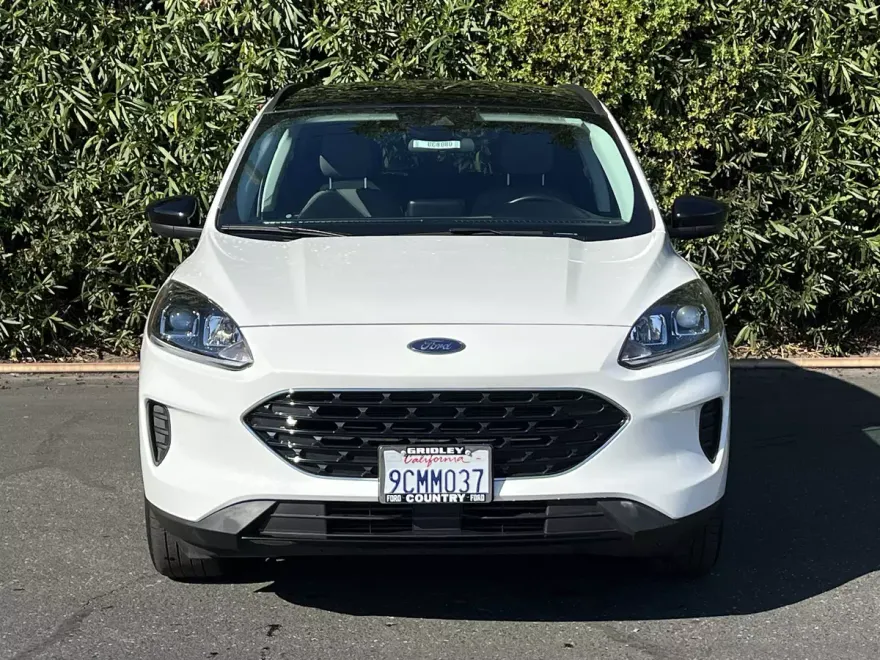 2022 Ford Escape SE photo 1