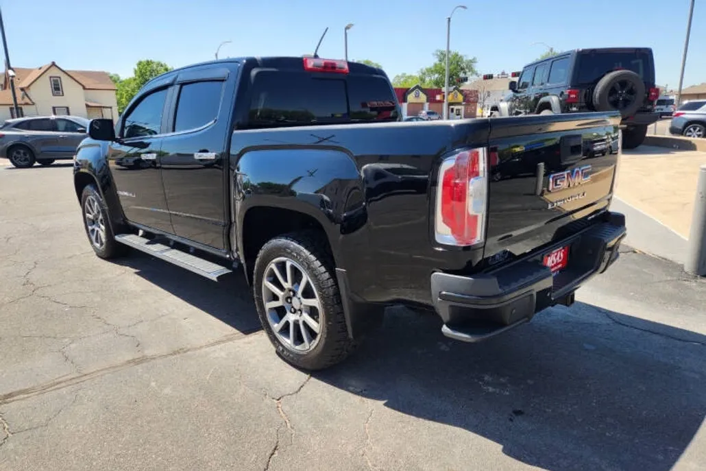 2021 Gmc Canyon Denali photo 1