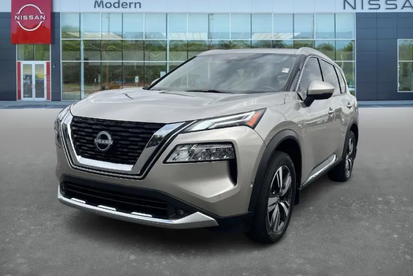 2022 Nissan Rogue Platinum photo 1