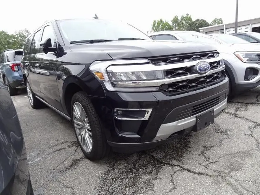 2024 Ford Expedition MAX Limited photo 1