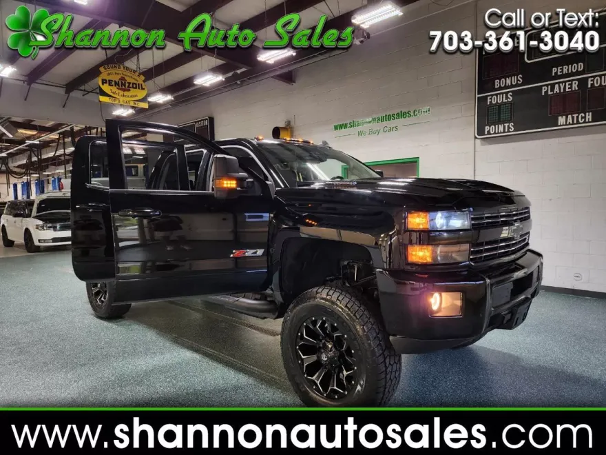 2019 Chevrolet Silverado 2500HD LTZ photo 1