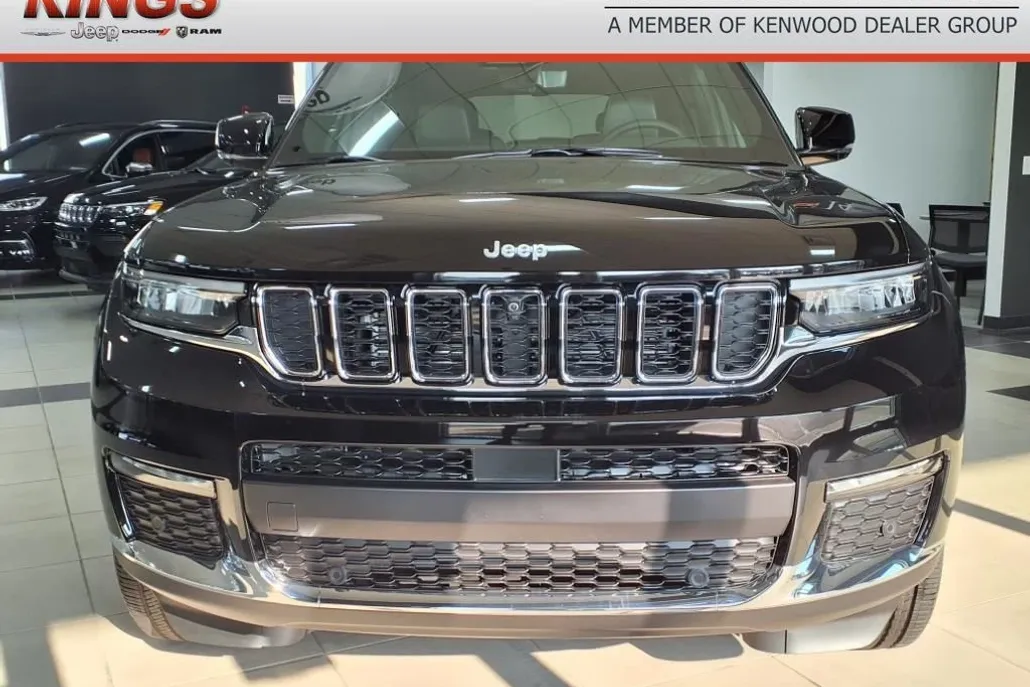 2025 Jeep Grand Cherokee Limited photo 1