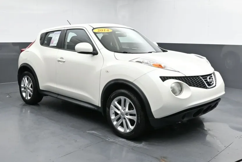 2014 Nissan Juke S photo 1
