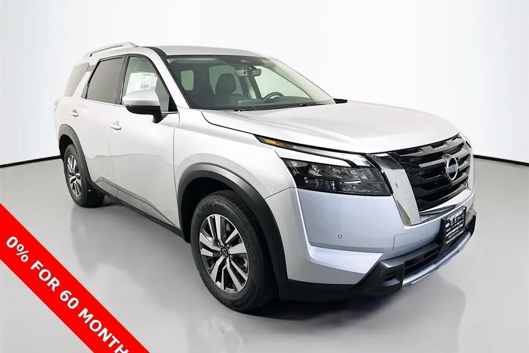 2025 Nissan Pathfinder SL photo 1