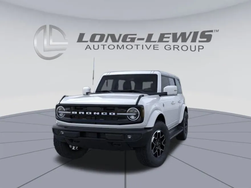 2025 Ford Bronco Outer Banks photo 1