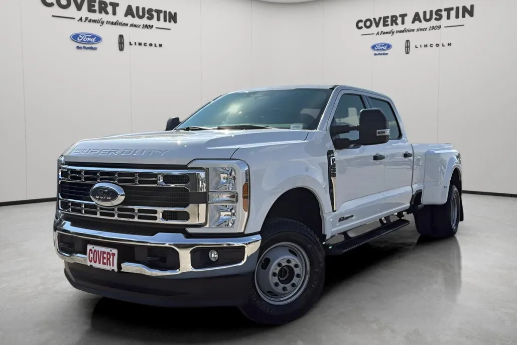 2024 Ford F-350 photo 1