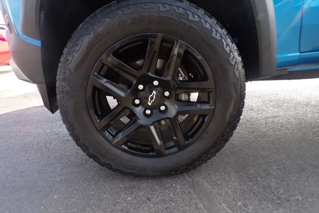2023 Chevrolet Colorado Trail Boss photo 1