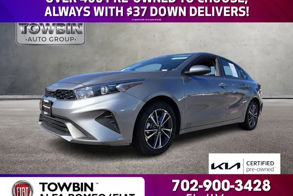 2024 Kia Forte LXS photo 1