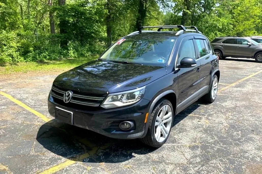 2012 Volkswagen Tiguan S photo 1