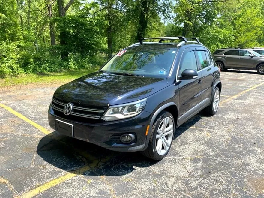 2012 Volkswagen Tiguan S photo 1