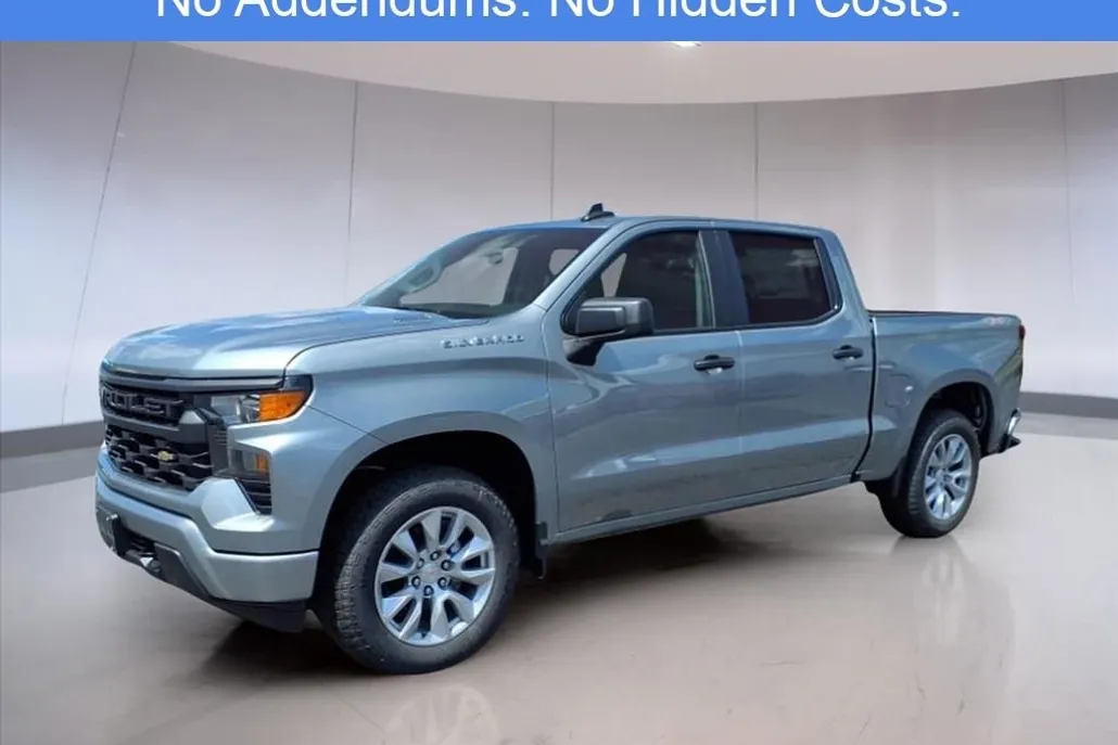 2026 Chevrolet Silverado 1500 Custom photo 1