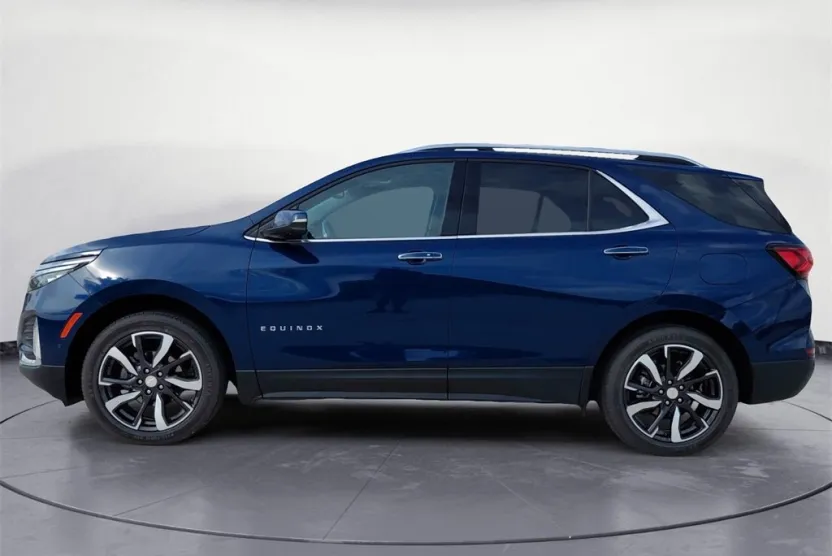 2023 Chevrolet Equinox Premier photo 1