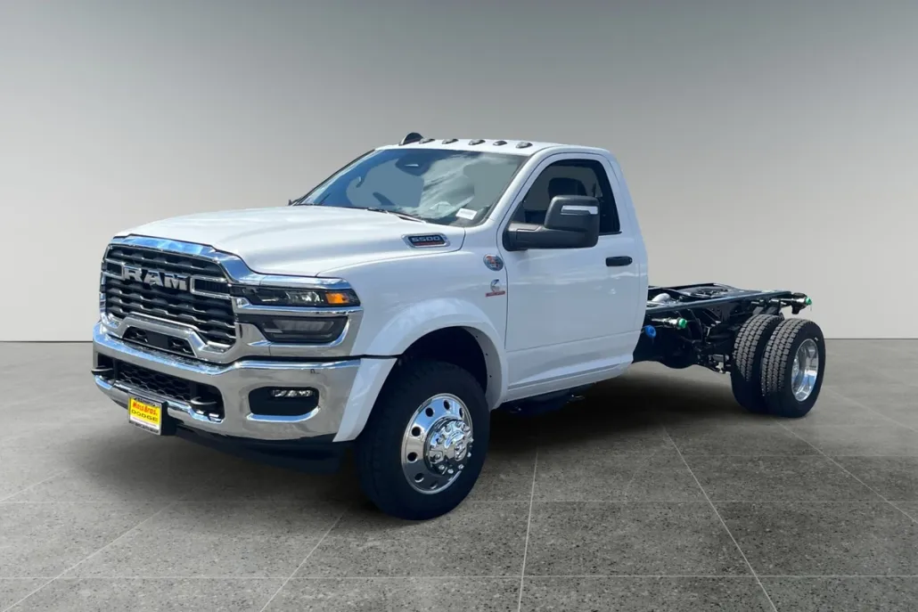 2026 Ram 5500 Tradesman photo 1