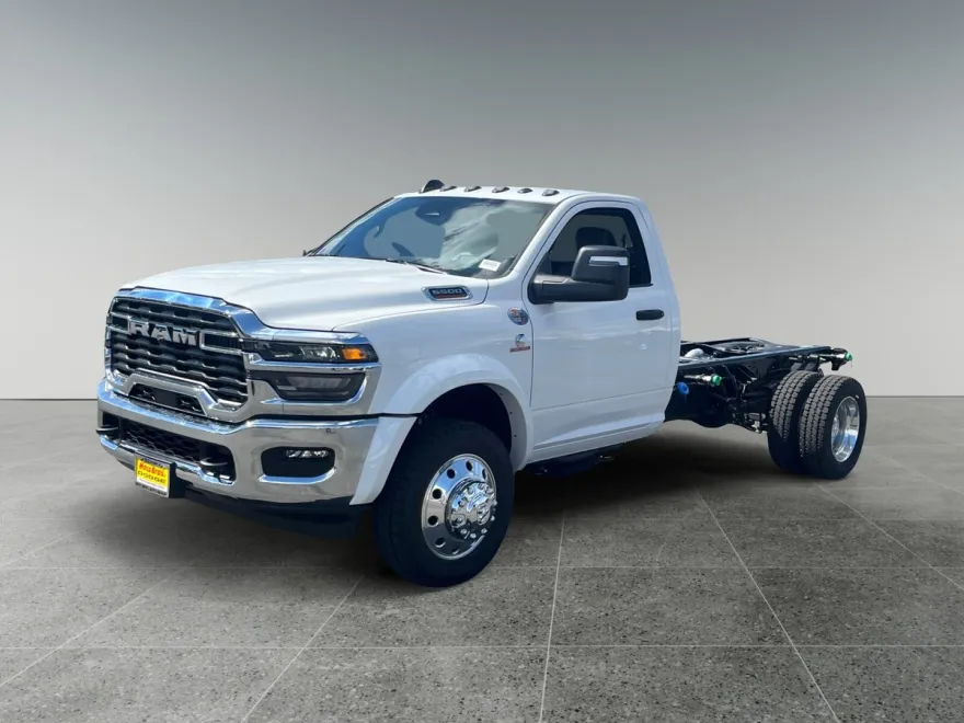 2026 Ram 5500 Tradesman photo 1