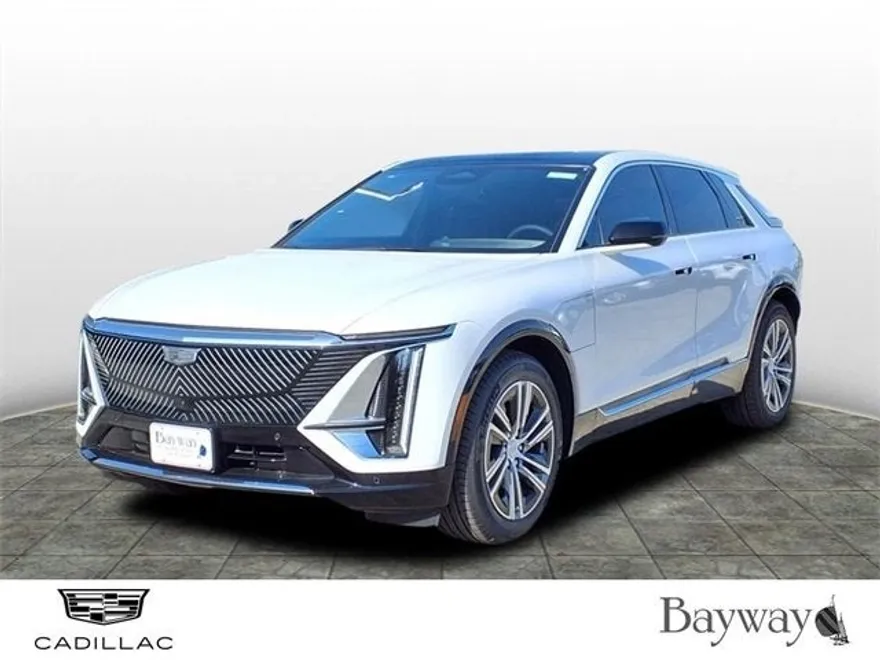 2025 Cadillac Lyriq Luxury photo 1