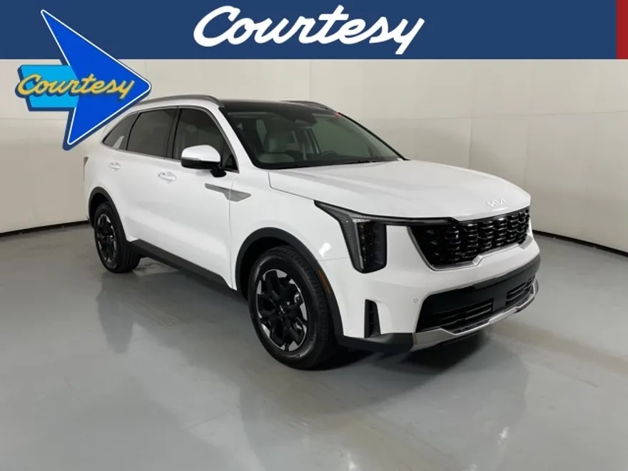 2025 Kia Sorento S photo 1
