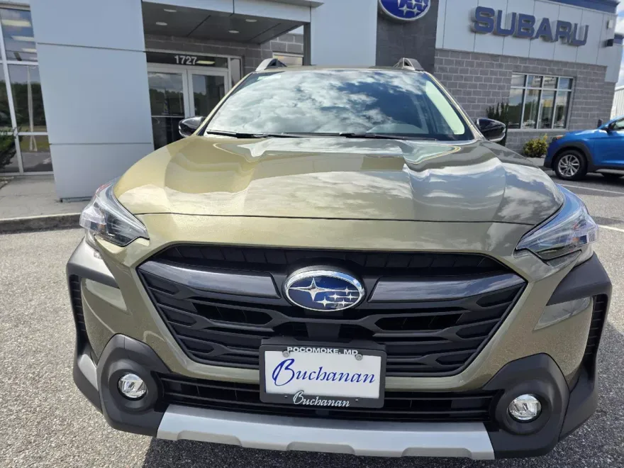 2025 Subaru Outback Limited photo 1
