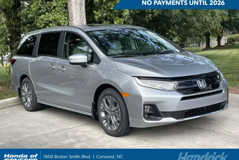 2026 Honda Odyssey Touring photo 1