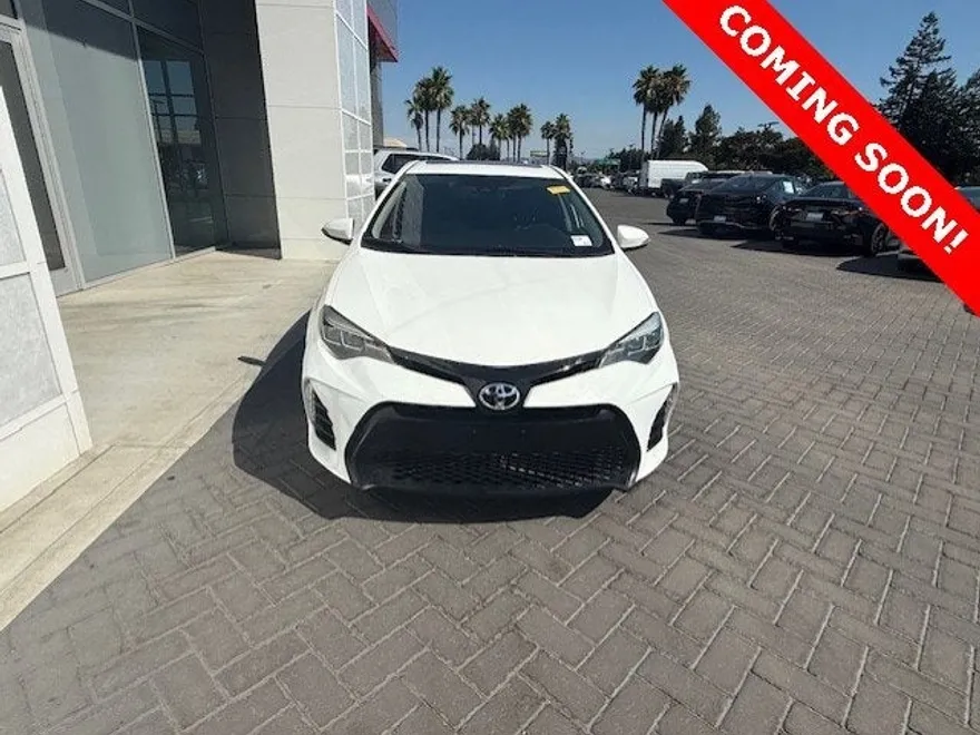 2019 Toyota Corolla SE photo 1
