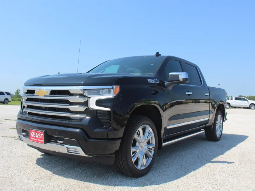 2025 Chevrolet Silverado 1500 High Country photo 1