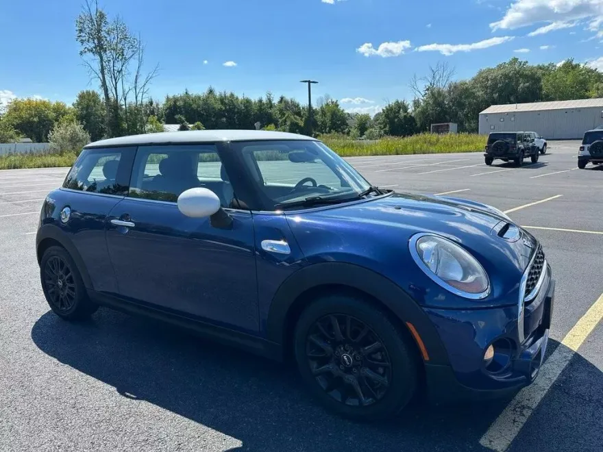 2018 Mini Cooper 2 Door Hardtop S photo 1
