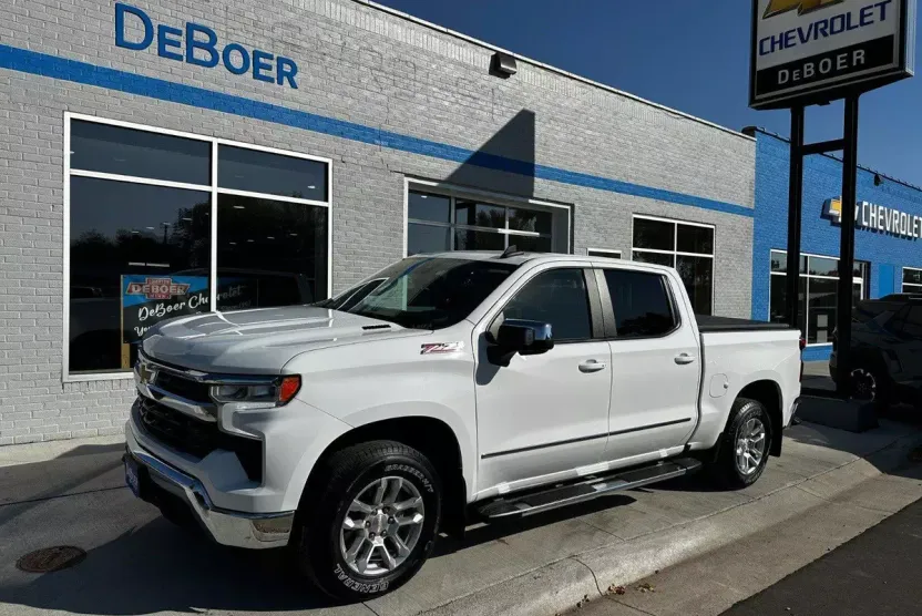 2022 Chevrolet Silverado 1500 photo 1