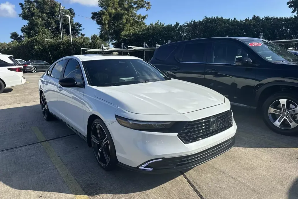 2024 Honda Accord Sport Hybrid photo 1