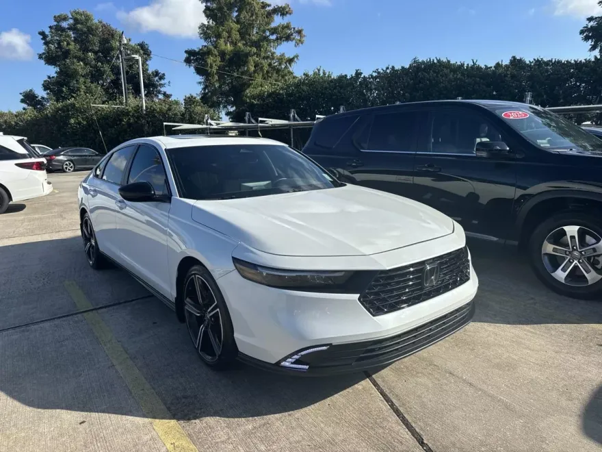 2024 Honda Accord Sport Hybrid photo 1
