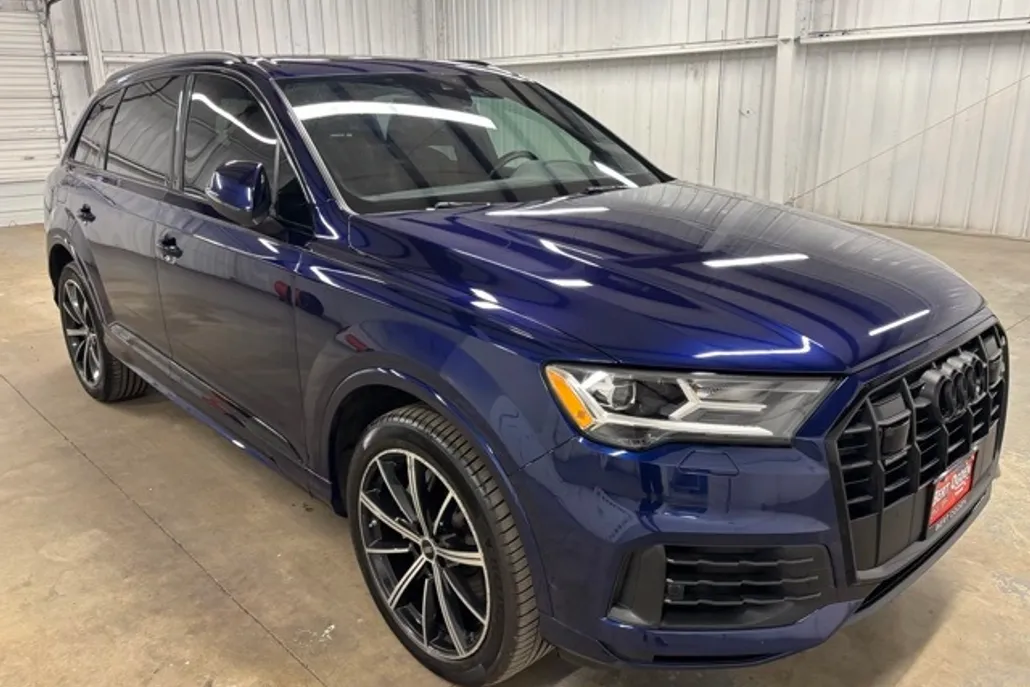 2022 Audi Q7 55 Premium Plus photo 1