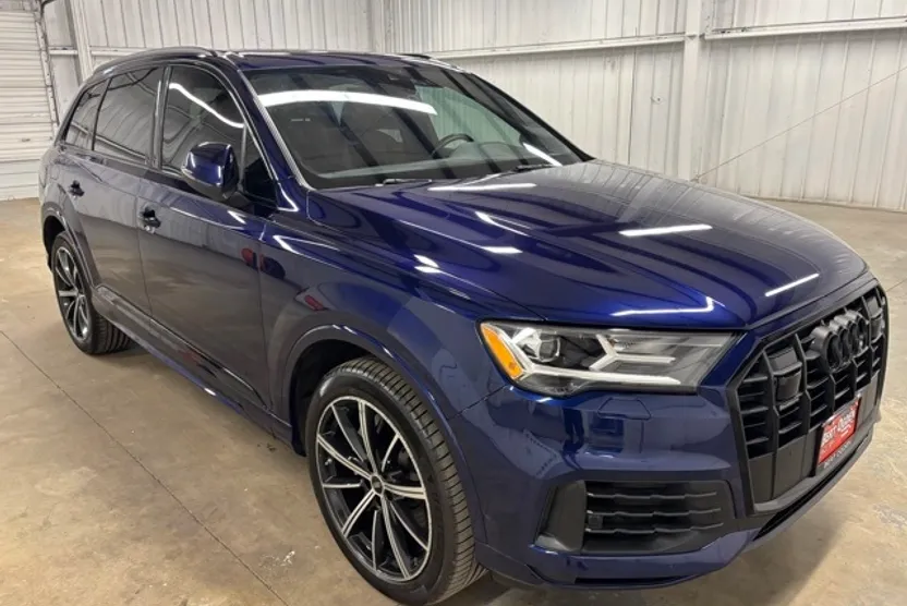 2022 Audi Q7 55 Premium Plus photo 1