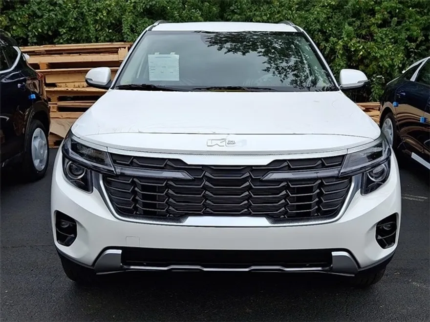 2026 Kia Seltos EX photo 1