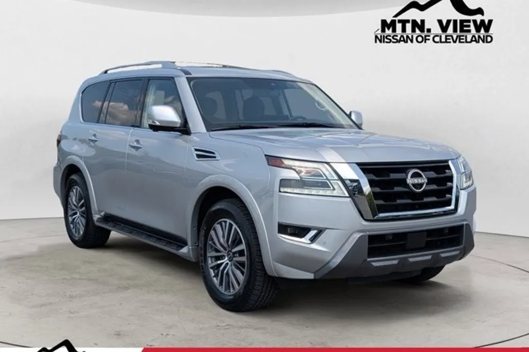 2024 Nissan Armada SL photo 1