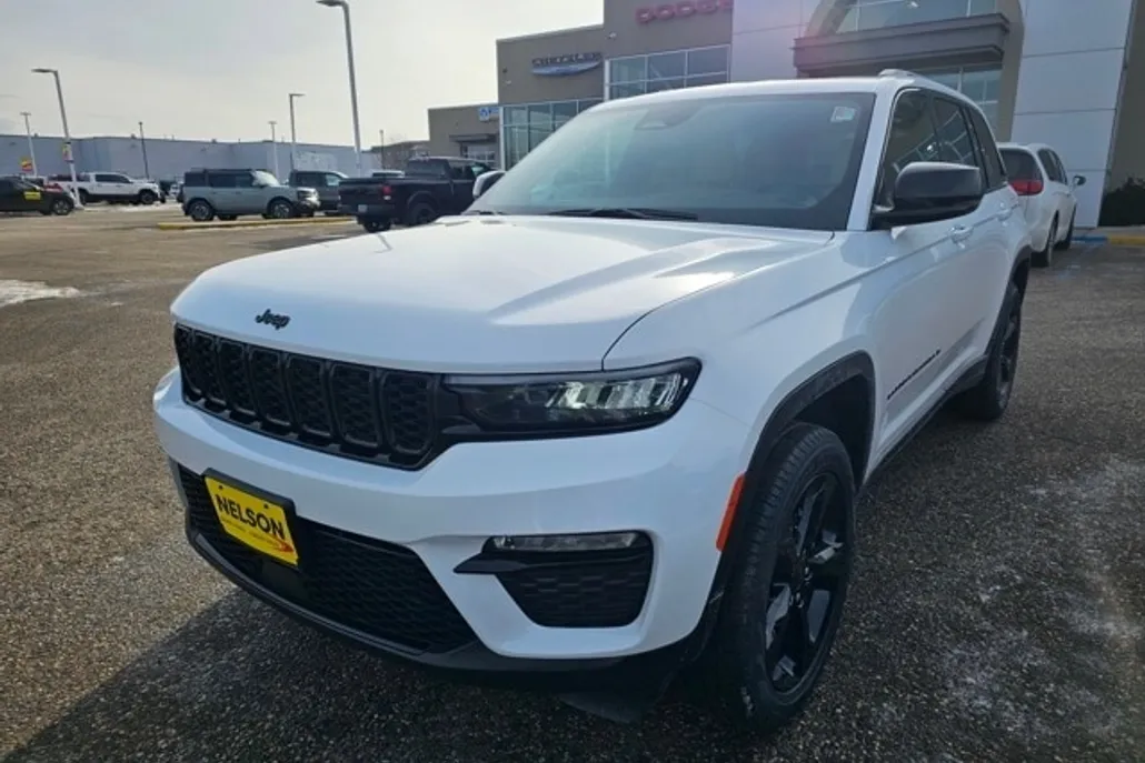 2025 Jeep Grand Cherokee Limited photo 1