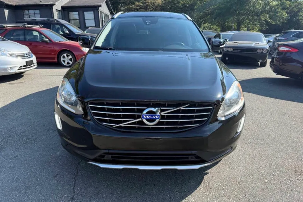 2015 Volvo XC60 T5 Drive-E Premier Plus photo 1