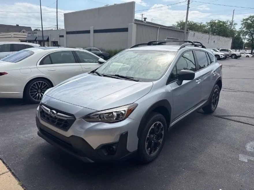 2023 Subaru Crosstrek Base photo 1