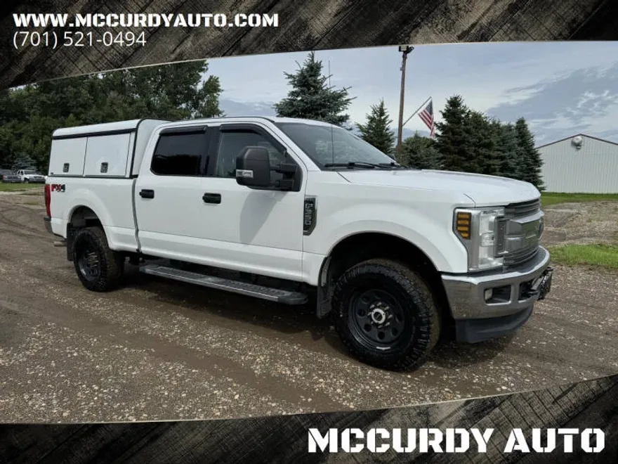 2019 Ford F-350 XLT photo 1
